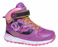 Детям очень нравятся кроссовки с роликом в подошве